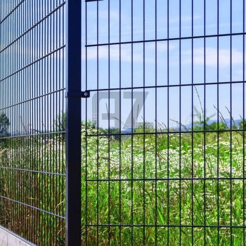 Zváraný plotový panel BRAVO 2D poplastovaný 2030 mm | antracitová šedá RAL 7016 | oko 50 × 200 mm | drôt 6,0 / 5,0 mm