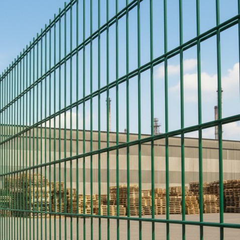 Zváraný plotový panel BRAVO 2D SUPER poplastovaný 1630 mm | zelený RAL 6005 | oko 50 × 200 mm | drôt 8,0 / 6,0 mm